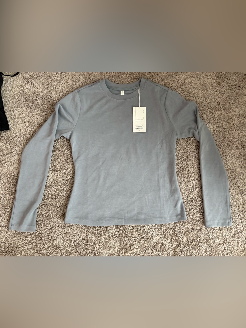 7 Diamonds Rev Long Sleeve Tee in Light Blue-Gray